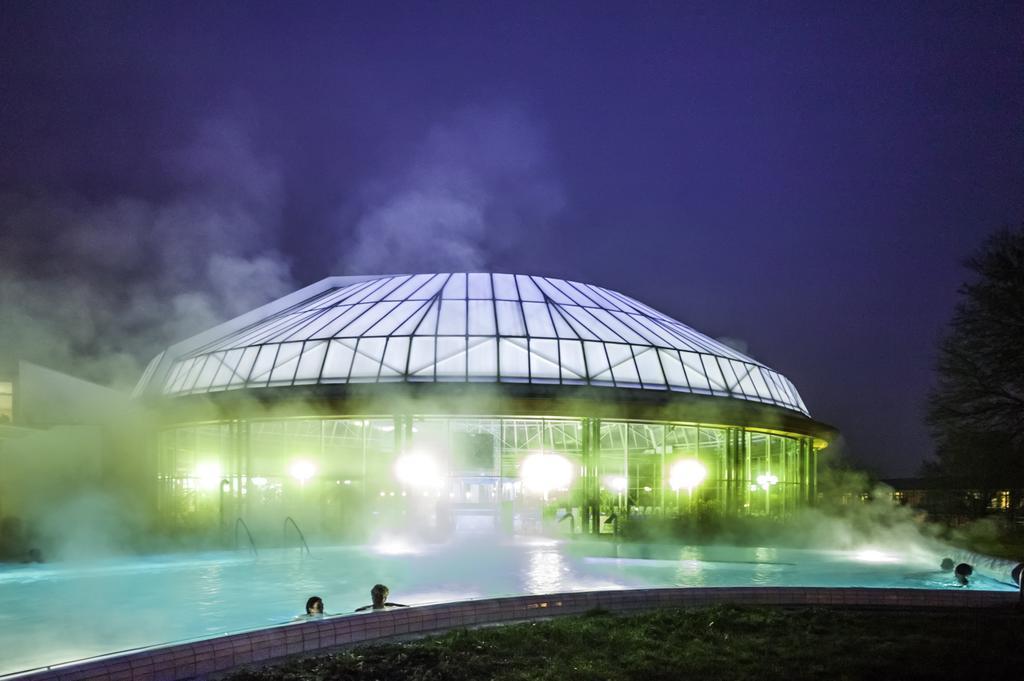 Hotel Hofgut Tiergarten Аулендорф Екстер'єр фото
